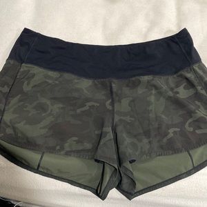 Lululemon HR speed up shorts